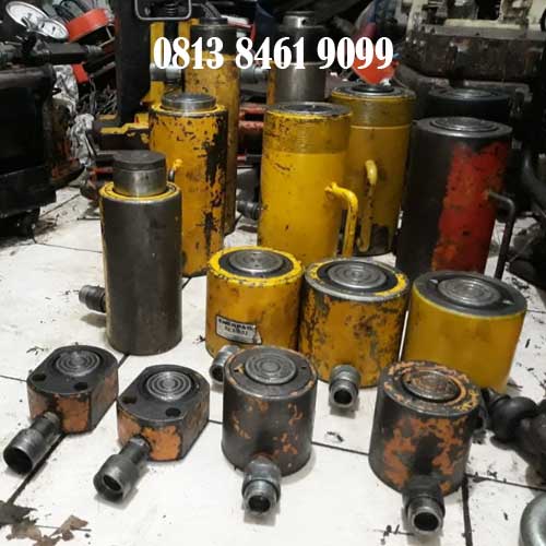 Sewa Dongkrak Hydraulic Enerpac 700 bar 10.000 psi