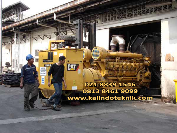 Jasa Pindah Mesin, Melayani Pindah / Relokasi mesin Produksi Pabrik Moving Genset Cuterpilar 1.250 KVA Sewa Dongkrak Hydraulic Enerpac 700 bar 10.000 psi